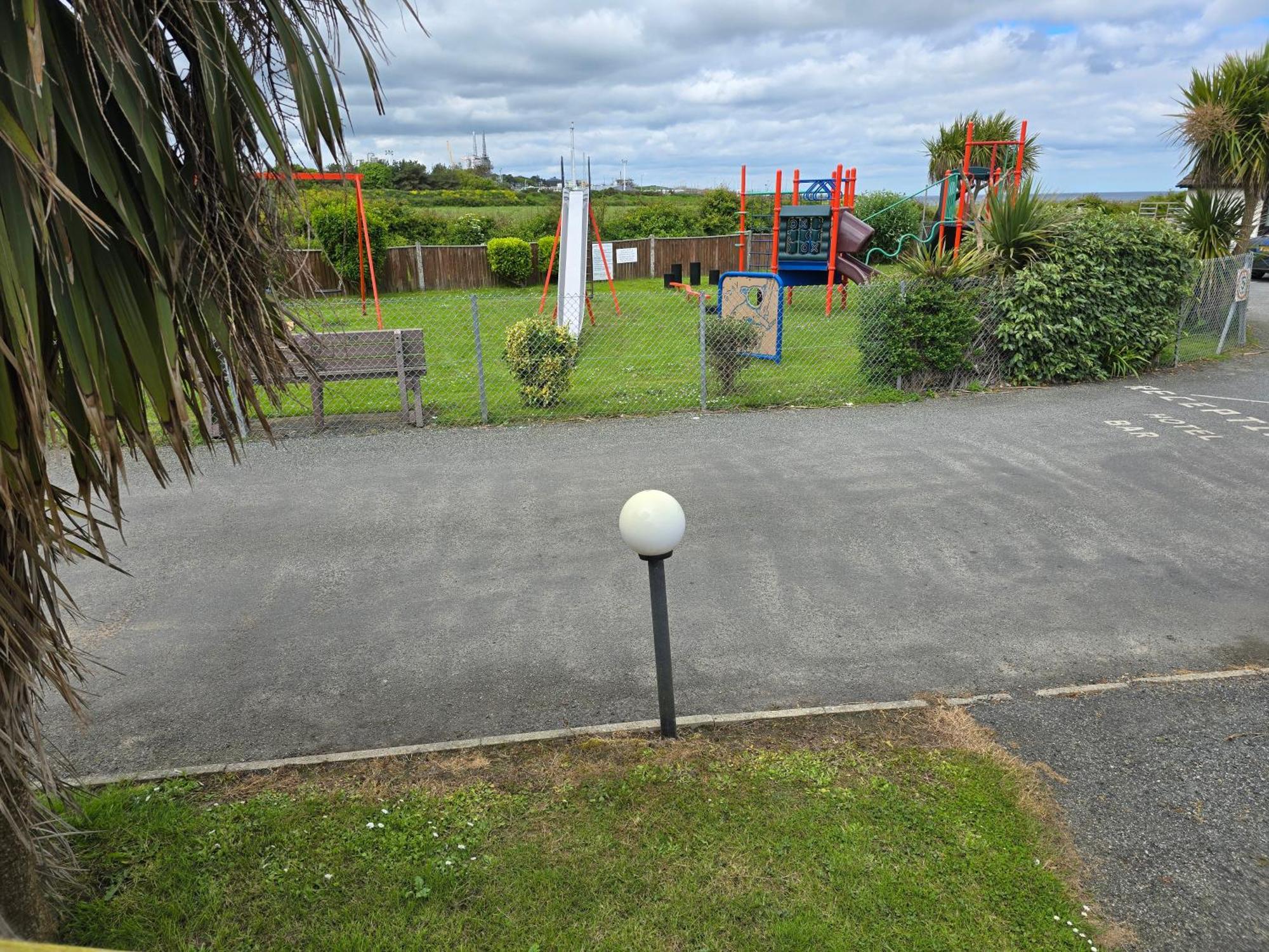 ホテル Castaways Holiday Park Bacton  エクステリア 写真